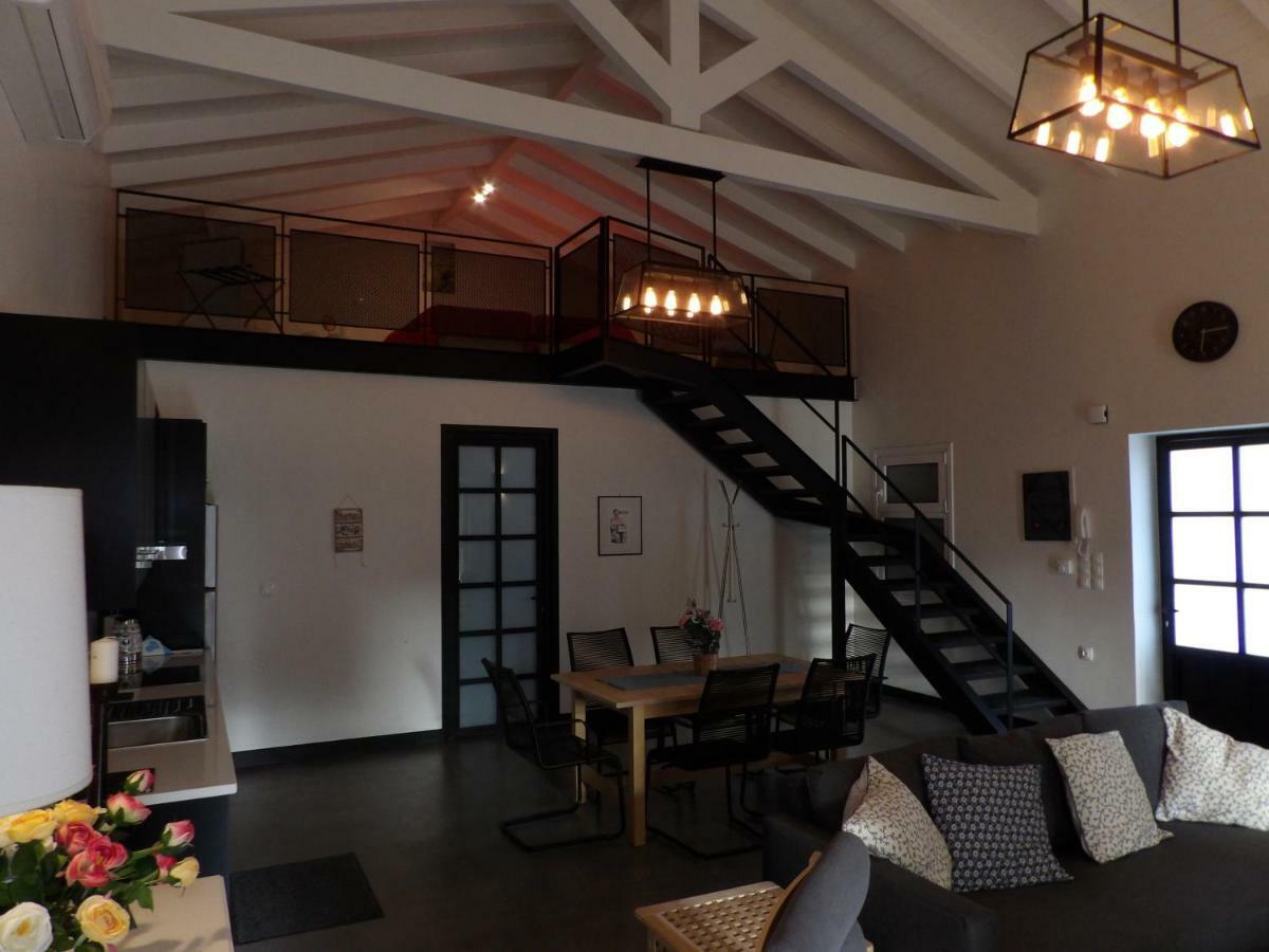 Holiday home Apothiki House Kato Korakiana